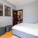 Apartment Ilonka's 1 Bdr With Workspace And Terrace *