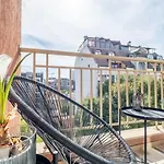 Ilonka's 1 Bdr With Workspace And Terrace
