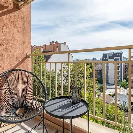 Apartamento Ilonka's 1 Bdr With Workspace And Terrace
