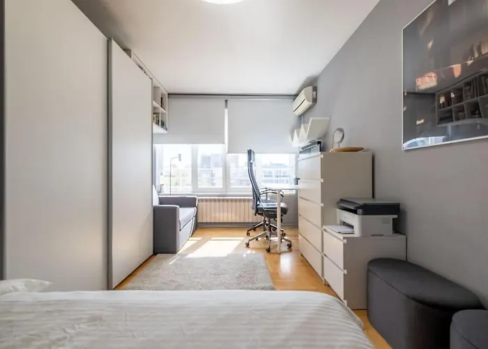 アパート Ilonka's 1 Bdr With Workspace And Terrace ソフィア