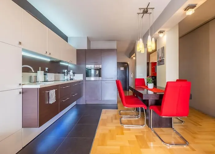 アパート Ilonka's 1 Bdr With Workspace And Terrace